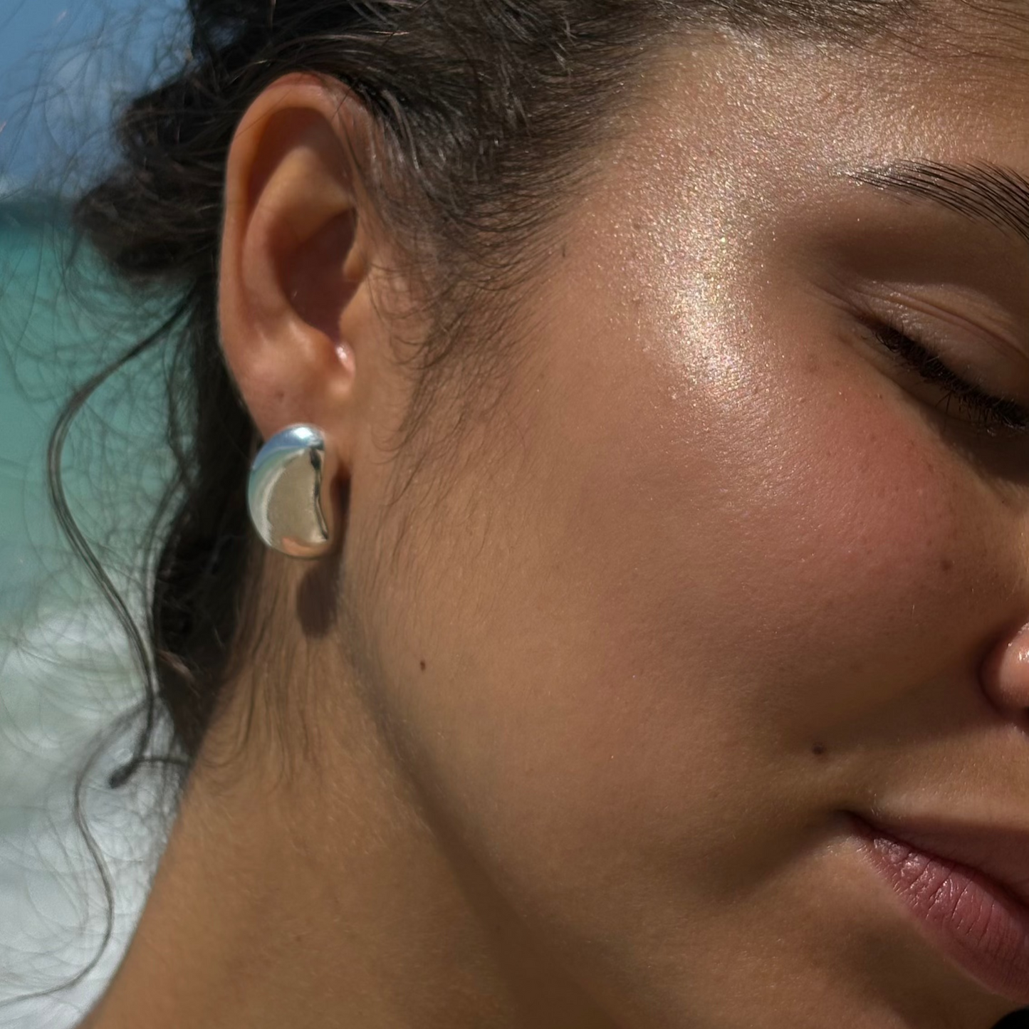 PEBBLE EARRINGS